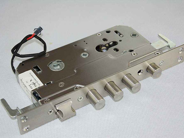 同江24小时上门开锁公司